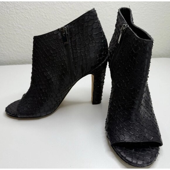 Vince Sierra Peep Toe Bootie Black Textured Python Pattern Heel Size 38 7.5 US - Picture 4 of 13